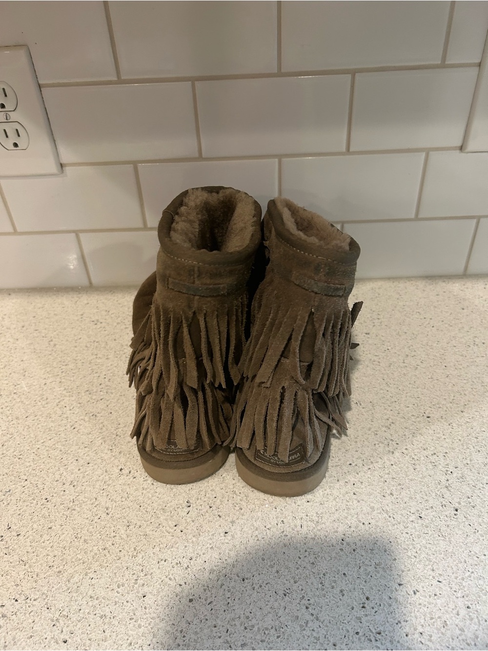 UGG Koola Burra Women's Boots, Used, Size 8 - Picture 4 of 6
